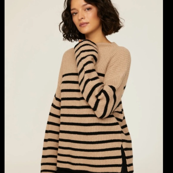 Rails Claudia Sweater size S - Picture 2 of 11